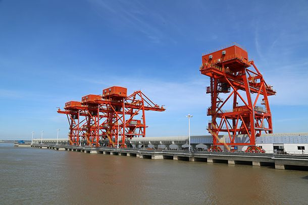 2个码头项目竣工验收投入使用将使九江港码头整体功能和规模效应