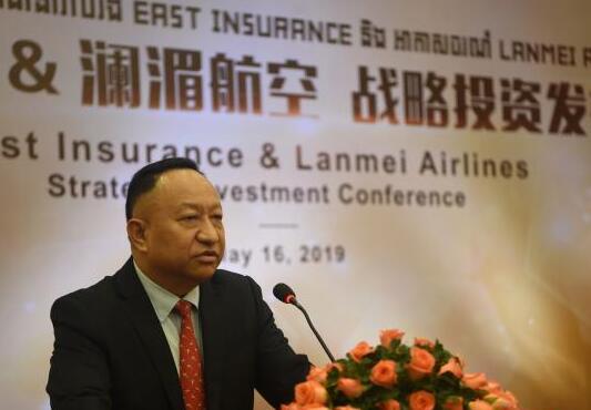 图为澜湄航空(柬埔寨)股份有限公司董事长兼首席执行官李昆在致辞 黄