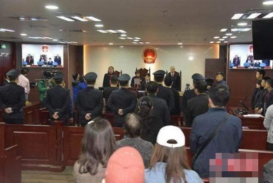 殴打快递员收提成 沈阳五爱市场恶势力团伙被判刑
