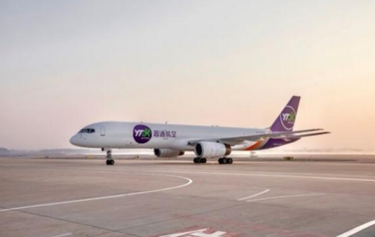中国快递行业迎来第100架飞机